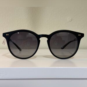 SALT. HANDCRAFTED IN JAPAN
TURNER